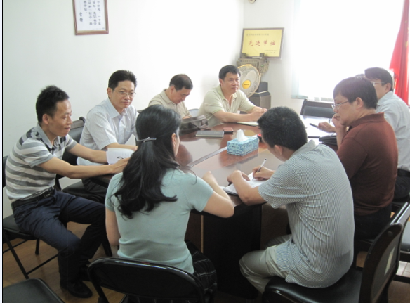 鄭春白副廳長(zhǎng)來(lái)我所調(diào)研工作